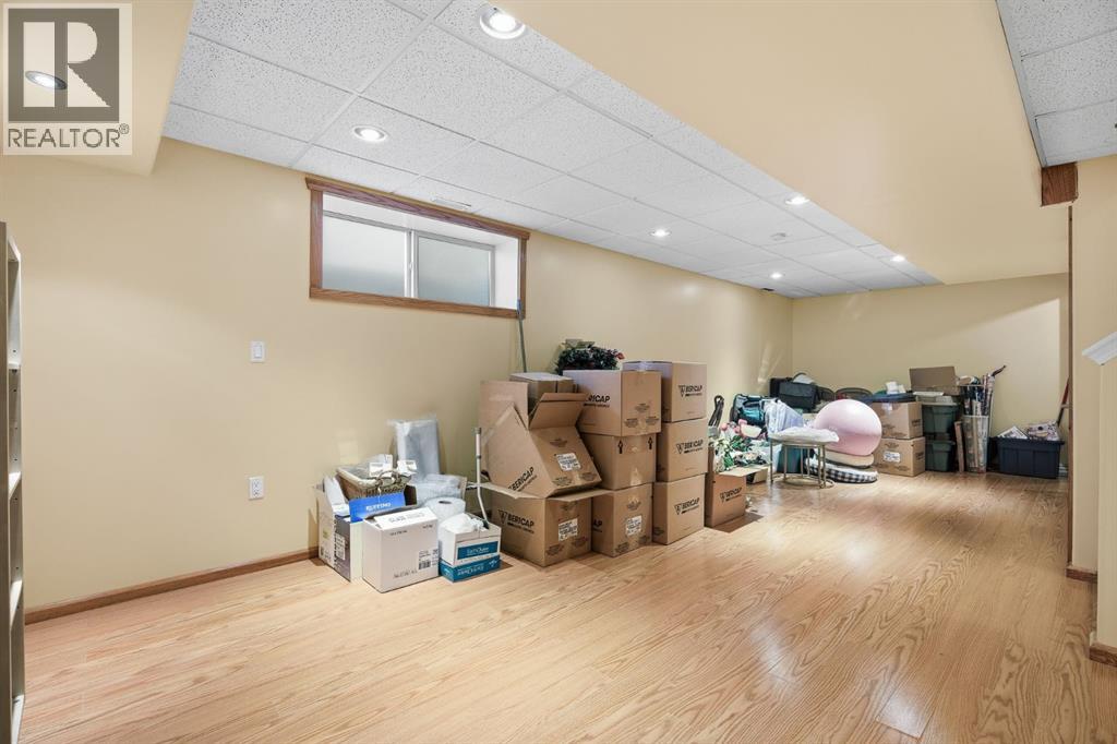157 Cranberry Square SE - 25