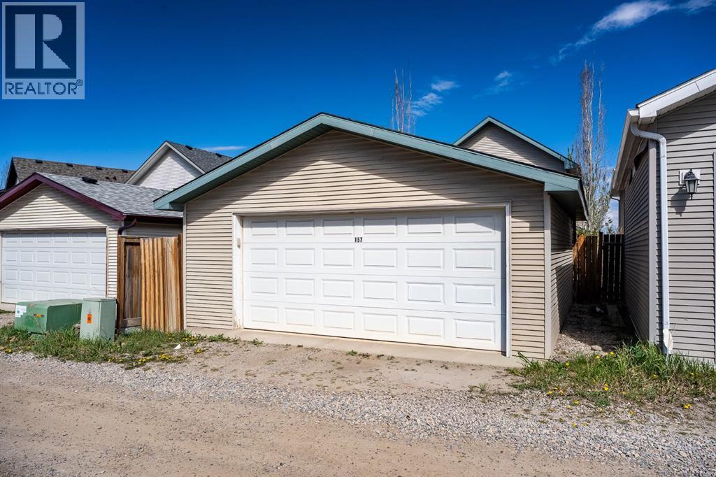 157 Cranberry Square SE - 30