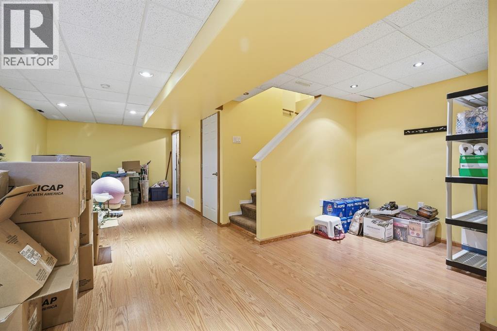 157 Cranberry Square SE - 24