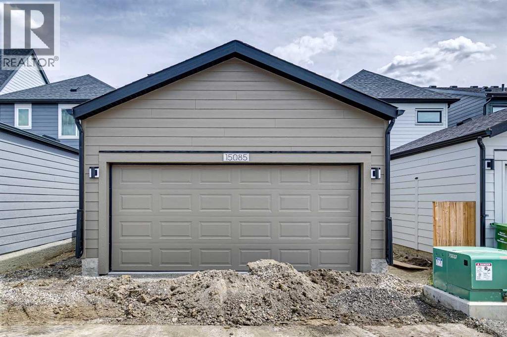 15085 37 Street SW - 36