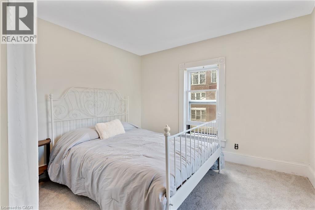 39 ALBERT Street W - Image 24