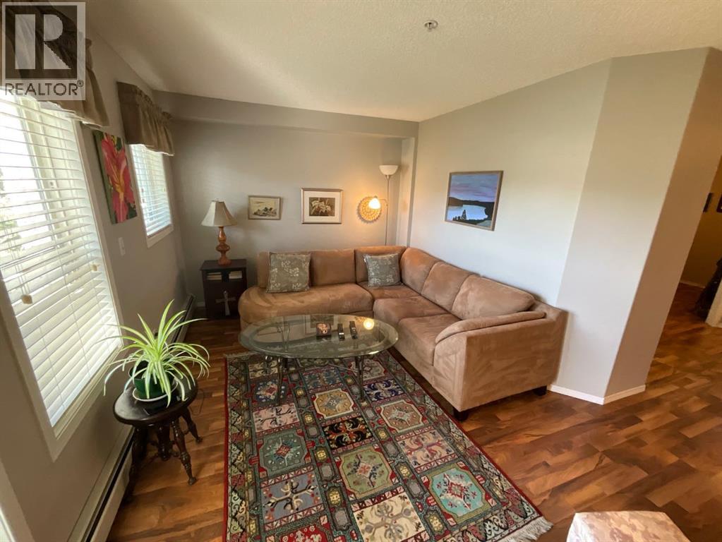 #214 56 Carroll Crescent - 5