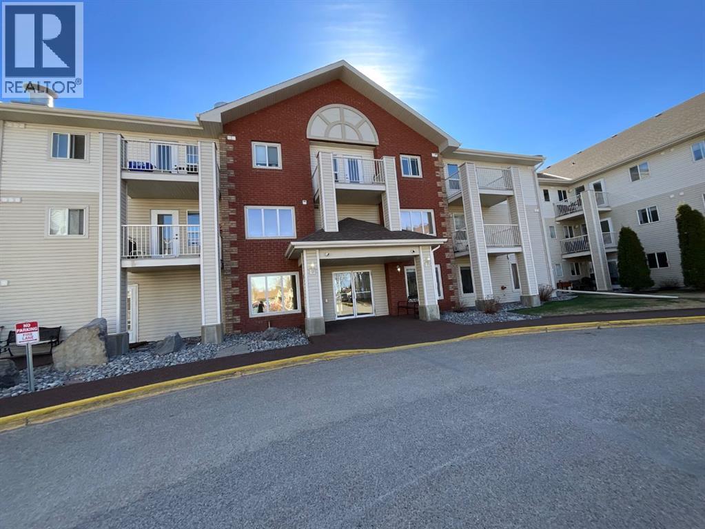 #214 56 Carroll Crescent - 1
