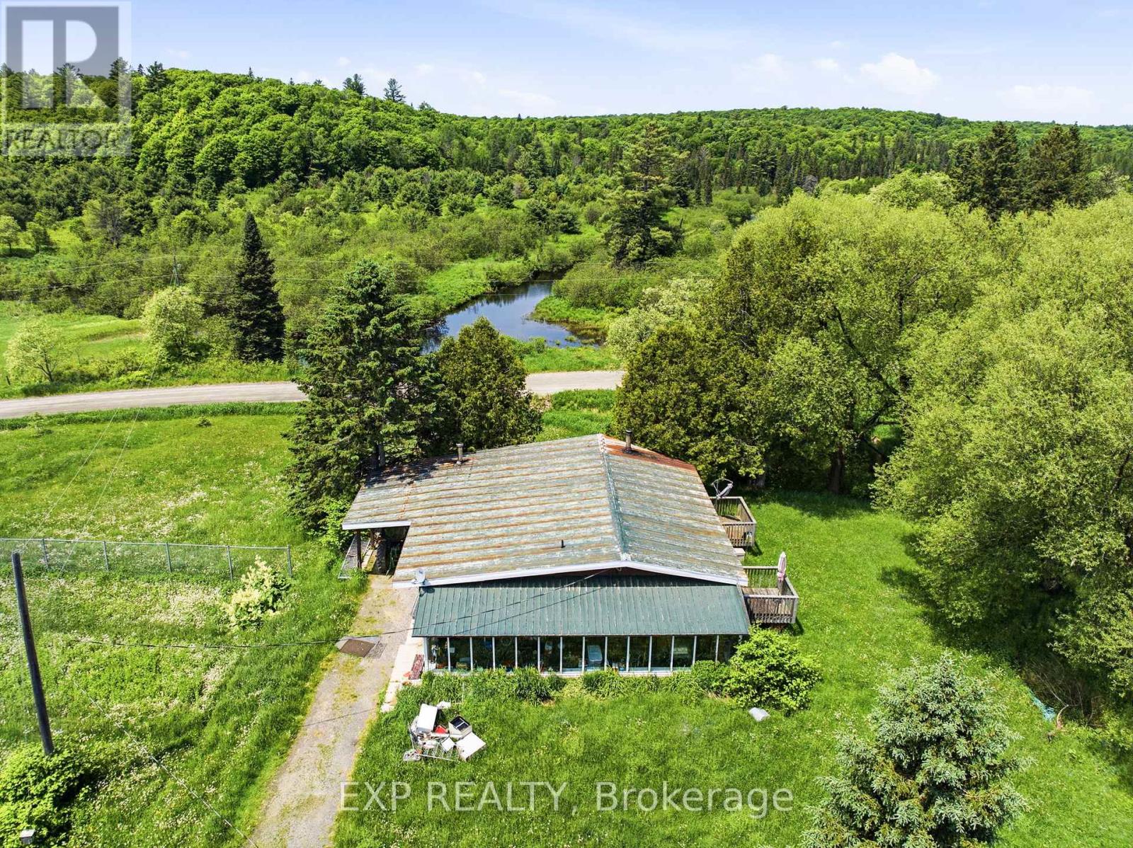 1524 HEKKLA ROAD - 39