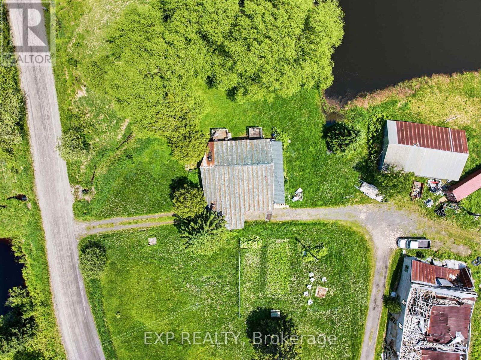 1524 HEKKLA ROAD - 35
