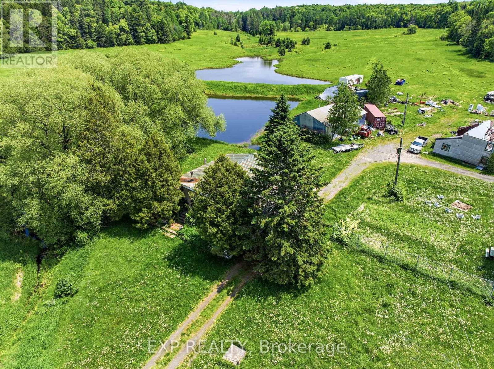 1524 HEKKLA ROAD - 32