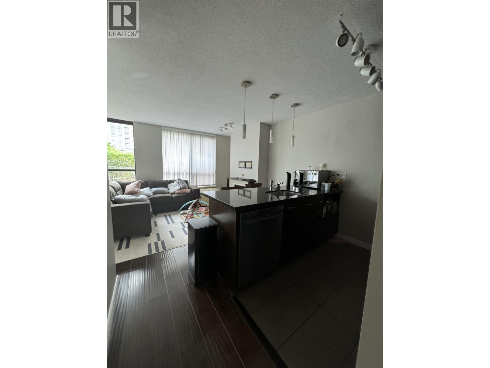 309 2982 BURLINGTON DRIVE, Coquitlam