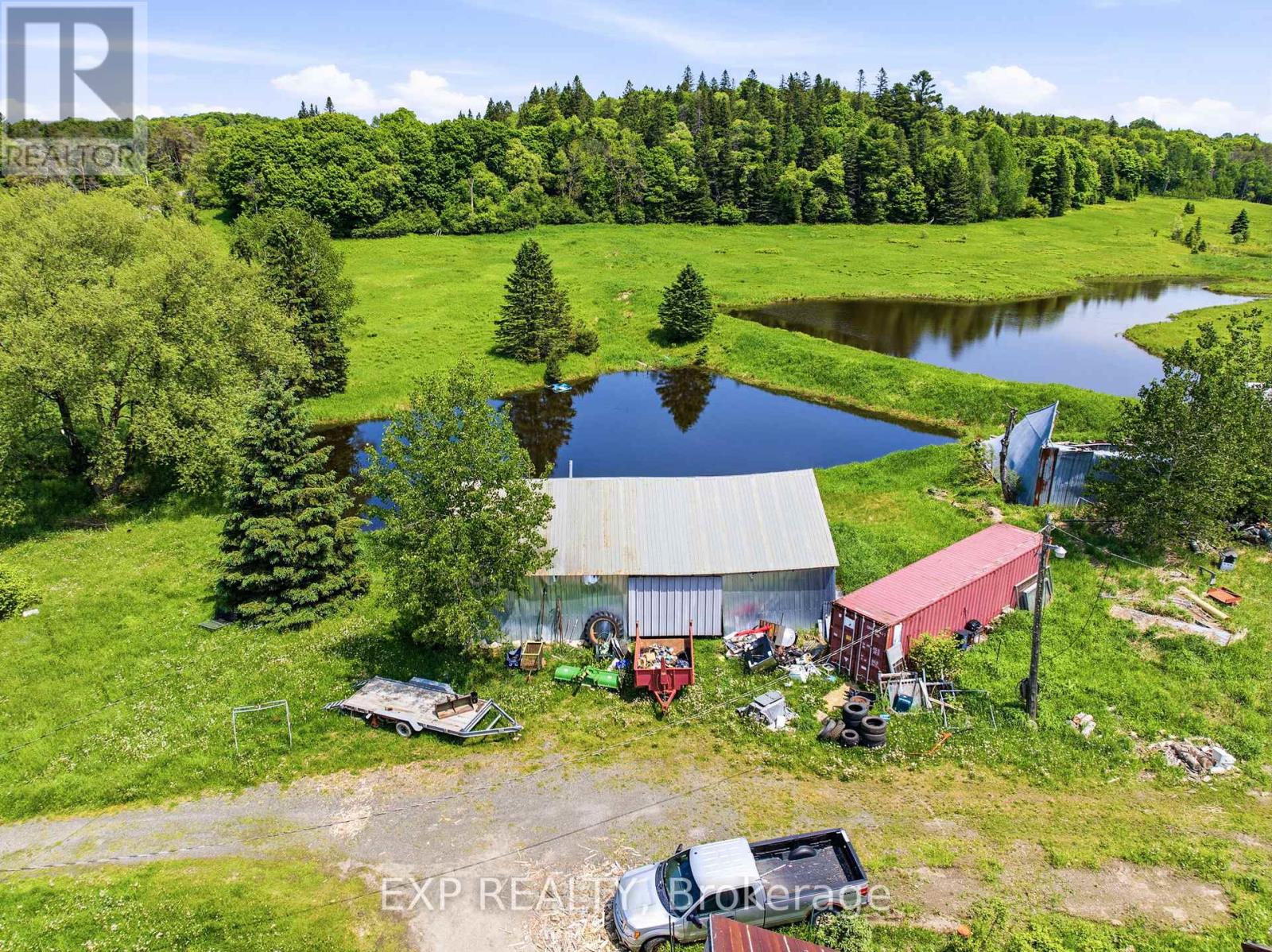 1524 HEKKLA ROAD - 37