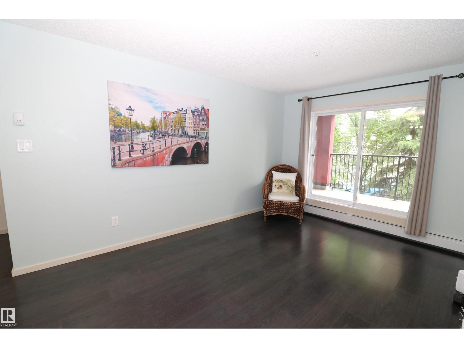 #202 340 WINDERMERE RD NW - 14