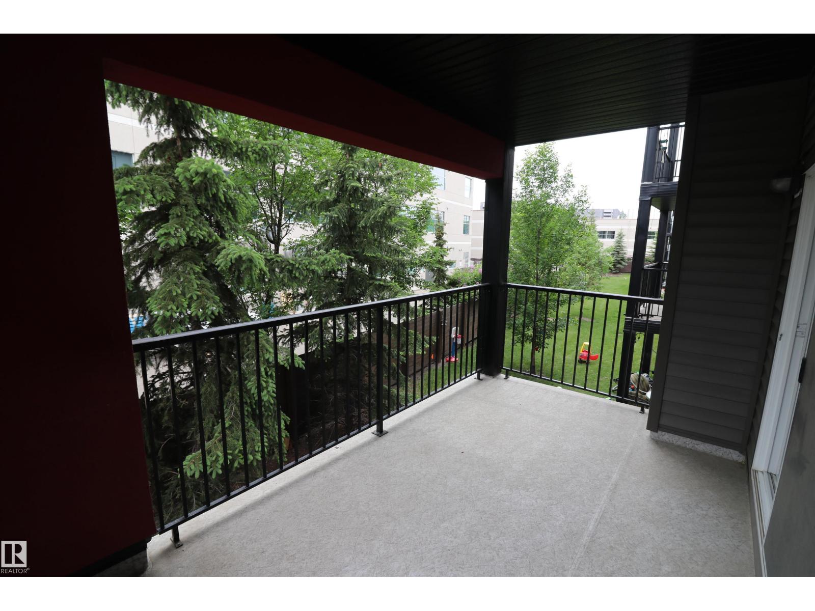 #202 340 WINDERMERE RD NW - 17