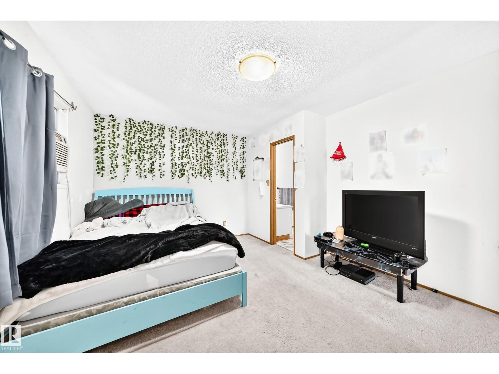8011 188 ST NW - 19