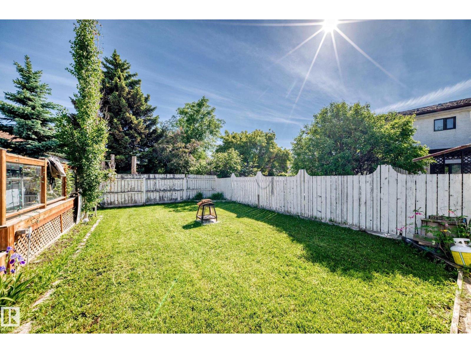 8011 188 ST NW - 33