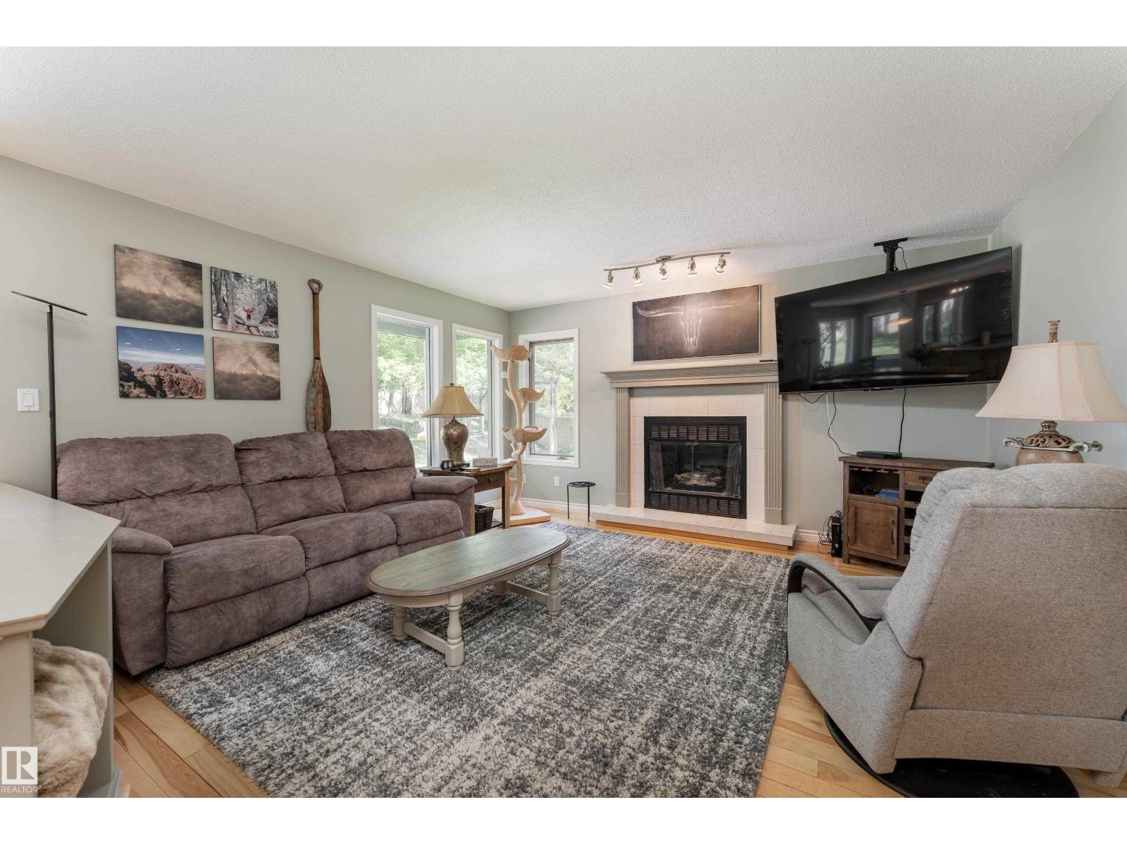 11 EMPIRE CO — photo 15