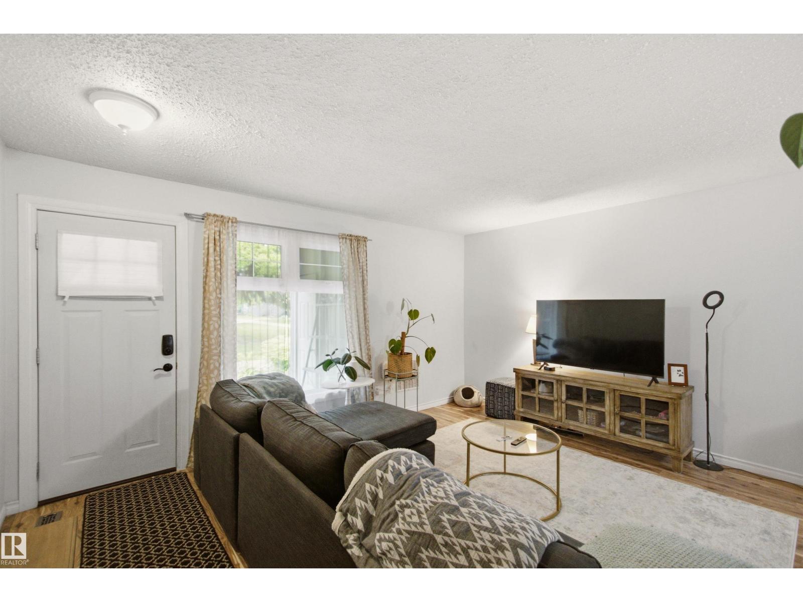 5786 172 ST NW - 4