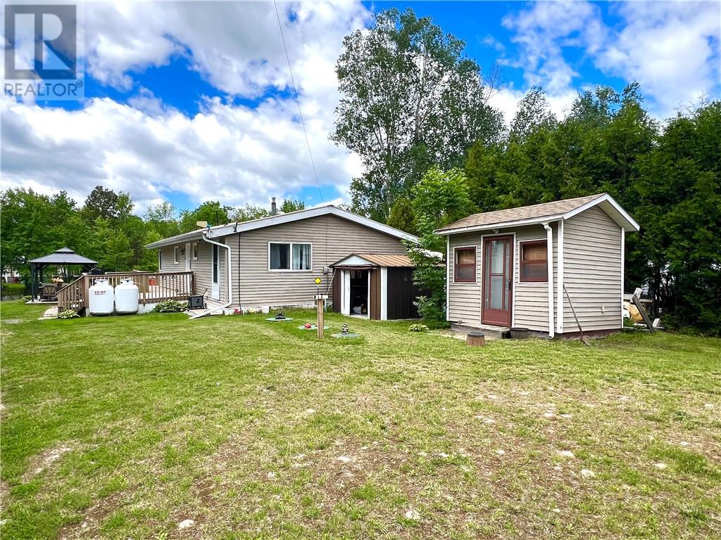 270 Clouthier Road - 40