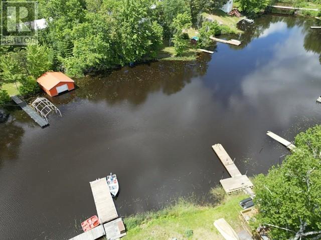 270 Clouthier Road - 34