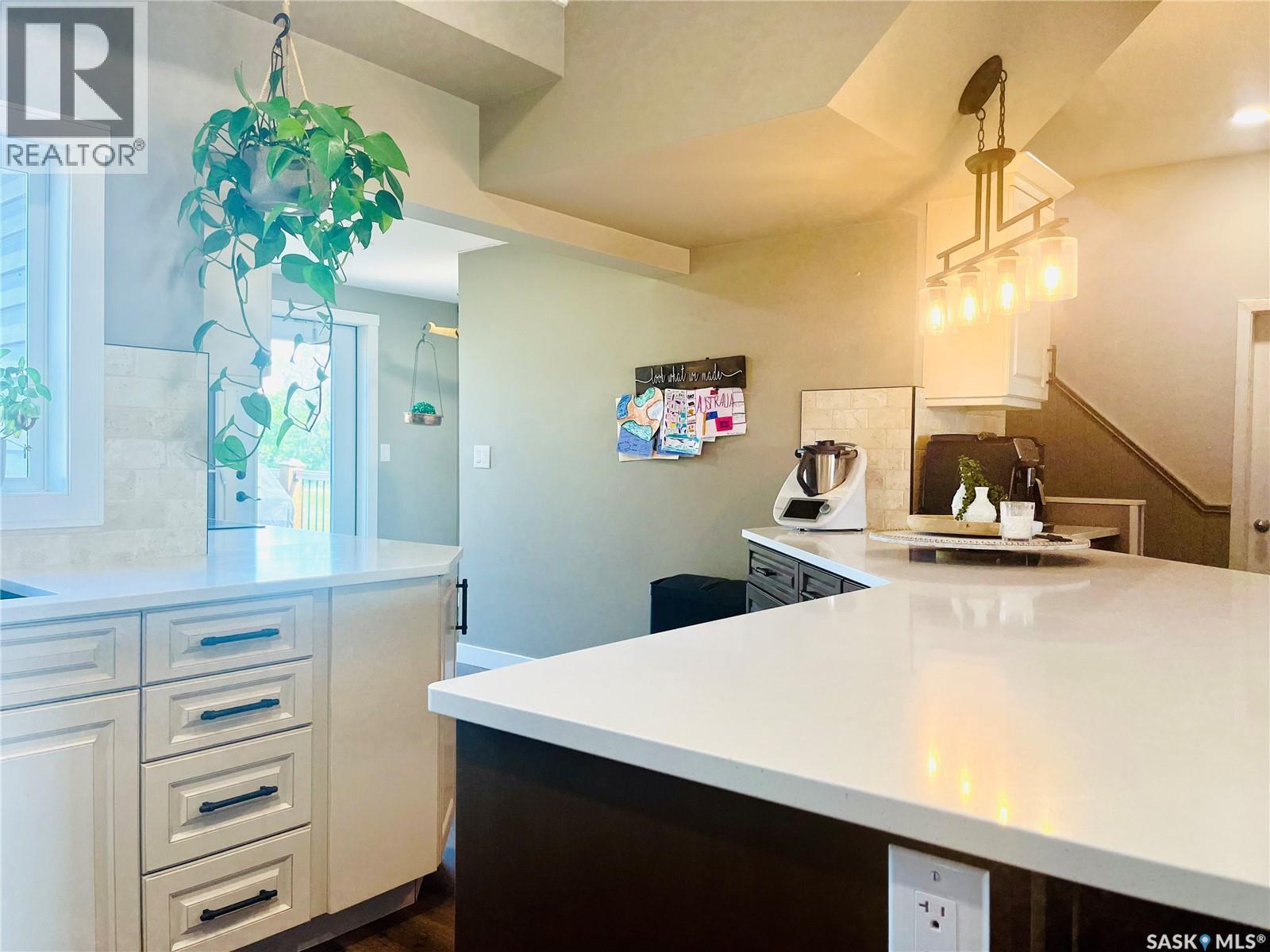 Howe Acres - 19