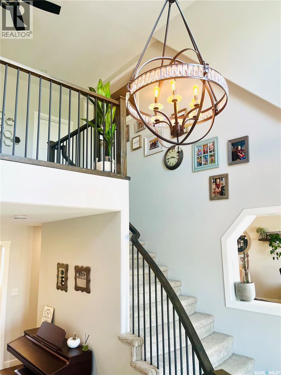 Howe Acres - 13