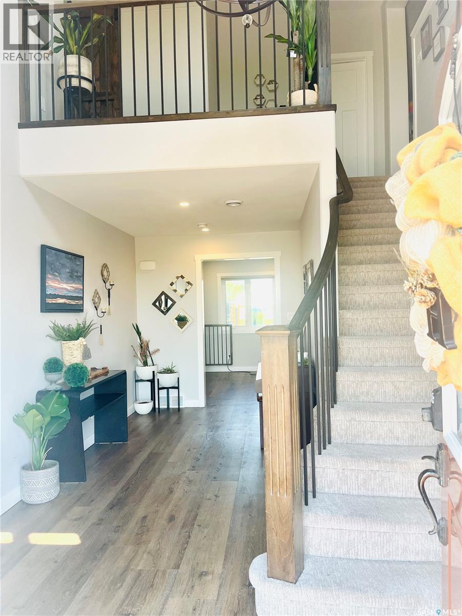 Howe Acres - 9