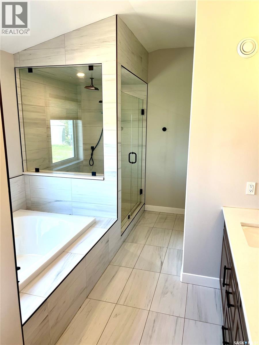 Howe Acres - 50