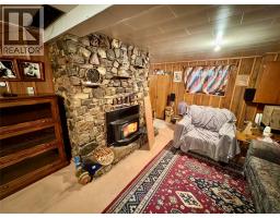 9209 Moffat Avenue, Wilmer, BC V0A1K5 Photo 13