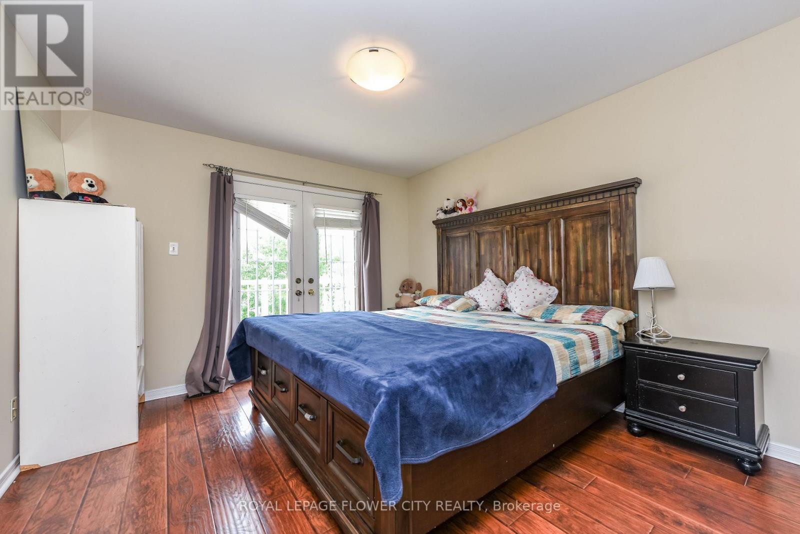 46 PERTOSA DRIVE - 24