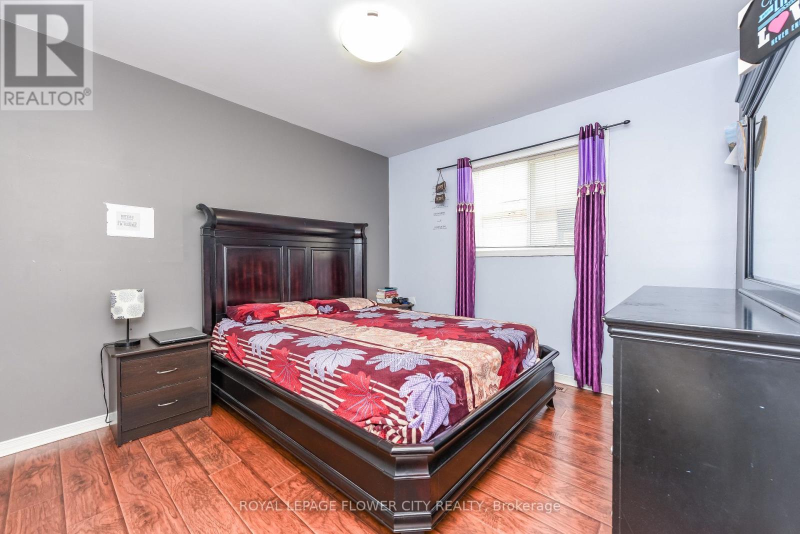 46 PERTOSA DRIVE - 21