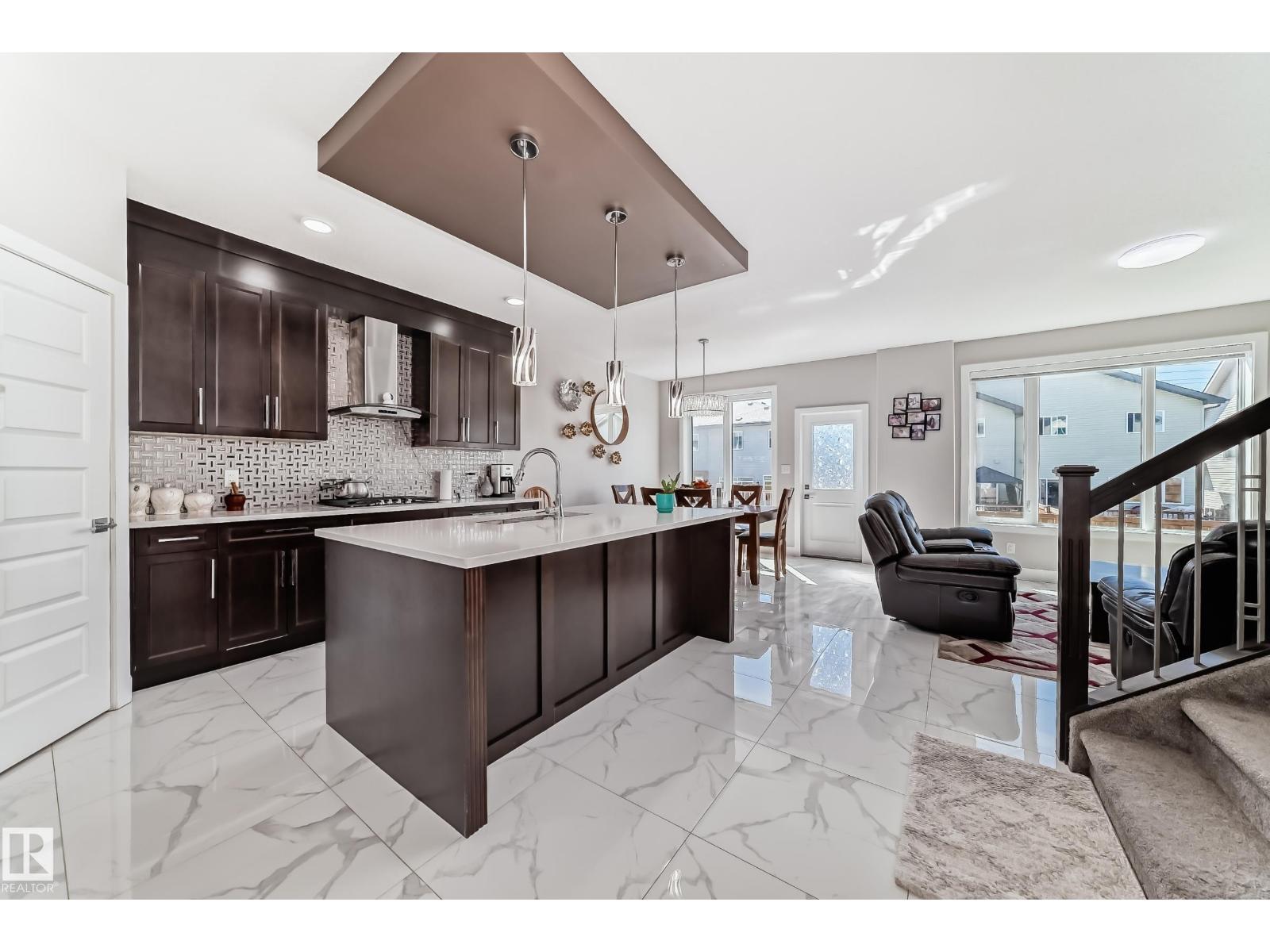 1238 26A ST NW - 11