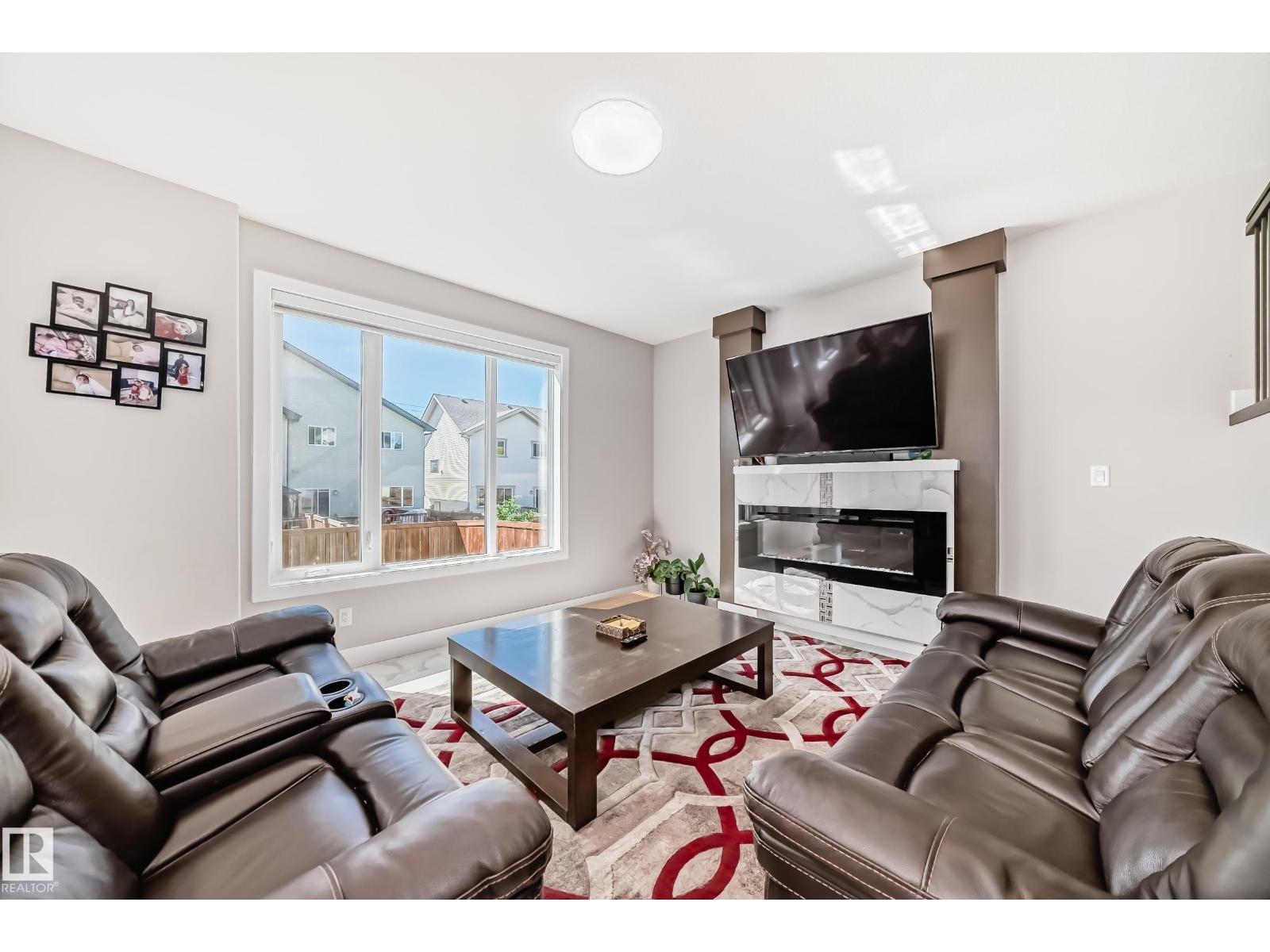 1238 26A ST NW - 19