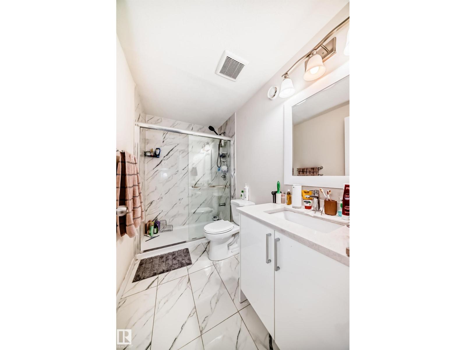 1238 26A ST NW - 33