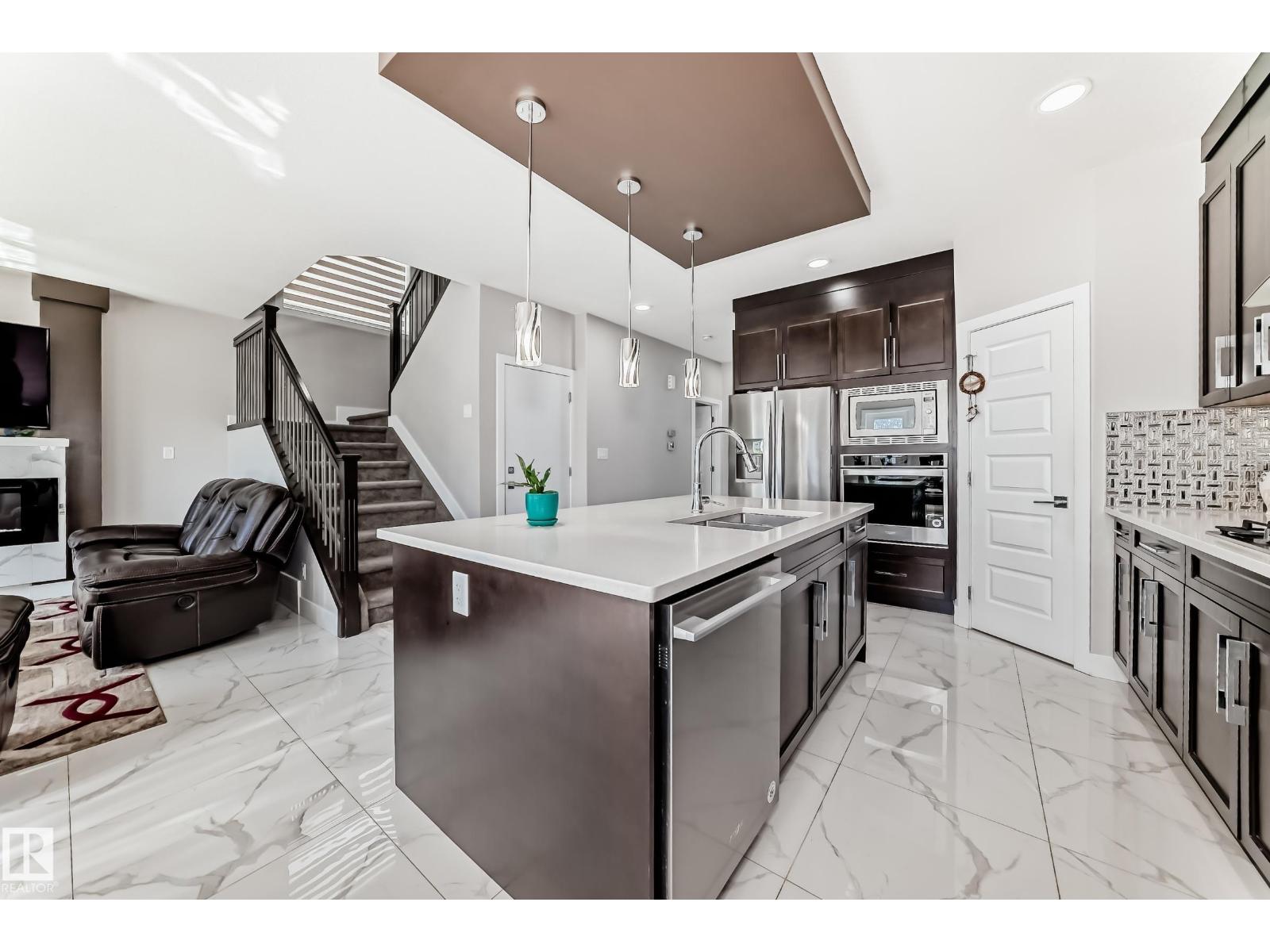1238 26A ST NW - 8