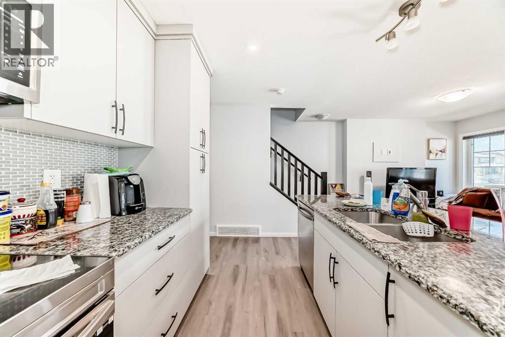 1387 148 Avenue NW - 10