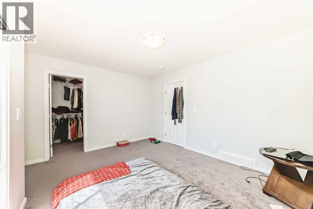 1387 148 Avenue NW - 26