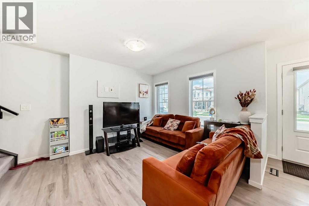 1387 148 Avenue NW - 13