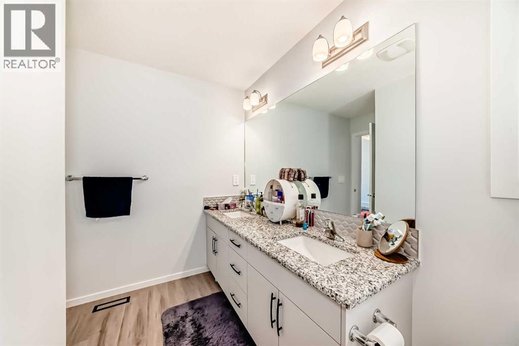 1387 148 Avenue NW - 28
