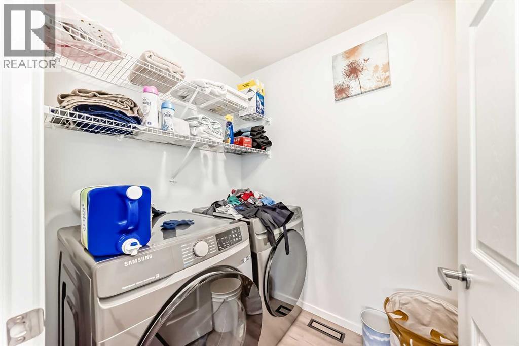 1387 148 Avenue NW - 37