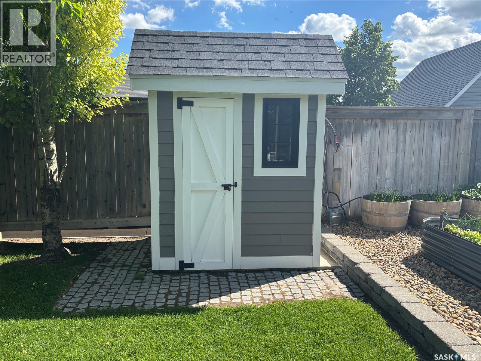 724 St Andrews DRIVE — photo 43