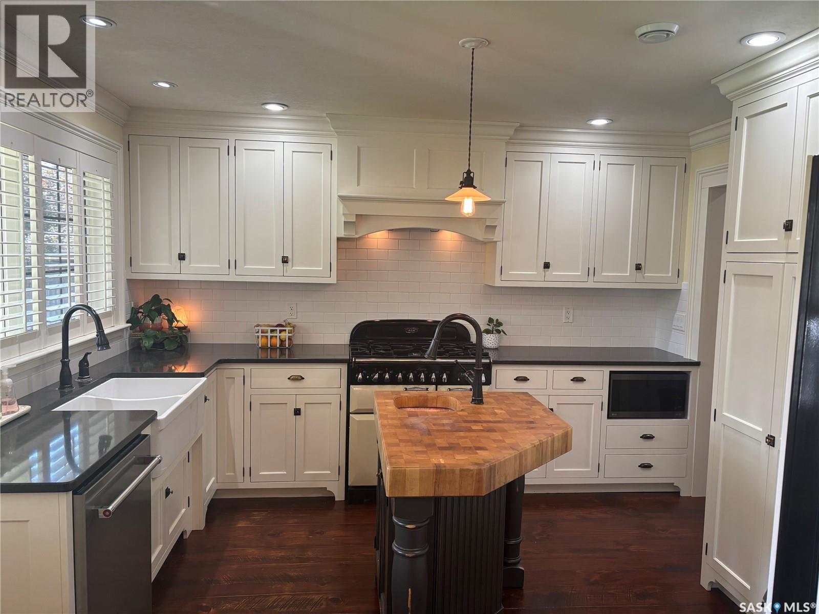 724 St Andrews DRIVE — photo 8