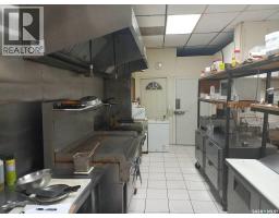 123 Railway Avenue E, Rosetown, SK S0L2V0 Photo 9