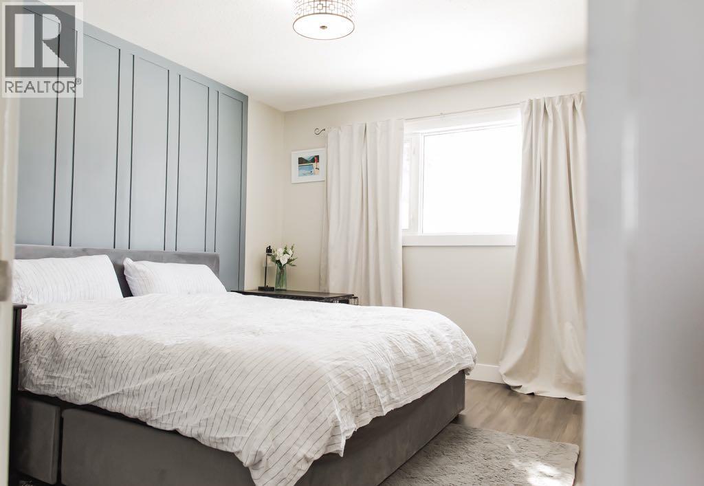 10124 110 Avenue — photo 25
