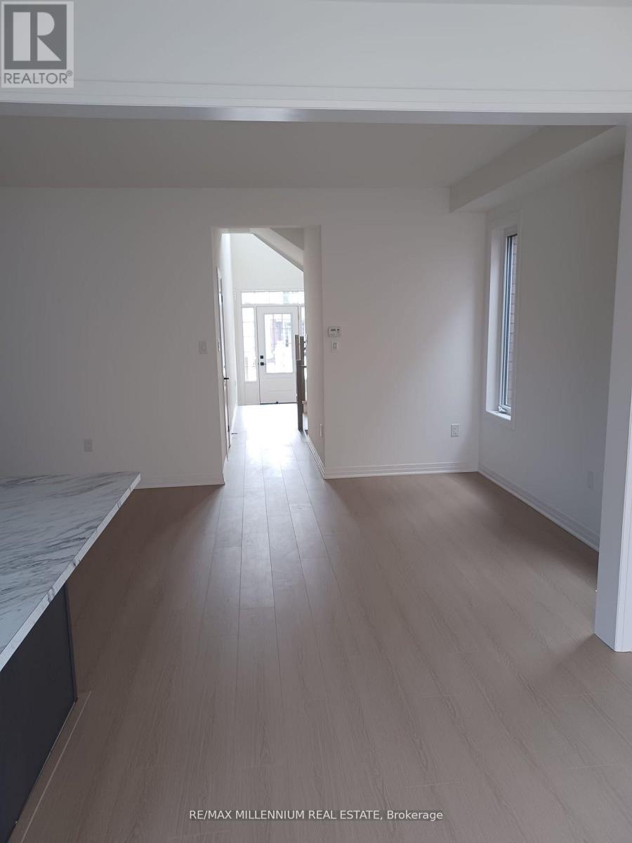 111 SAGEWOOD AVENUE - 12