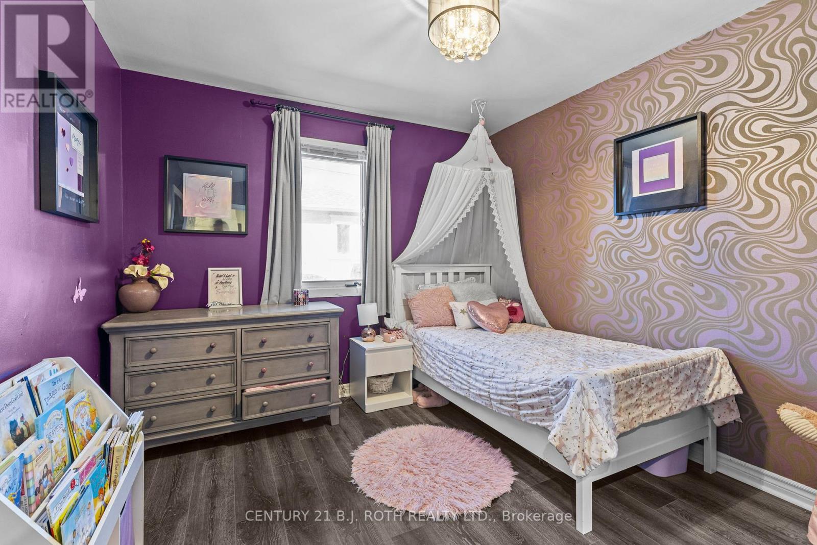823 ESSA ROAD - 14