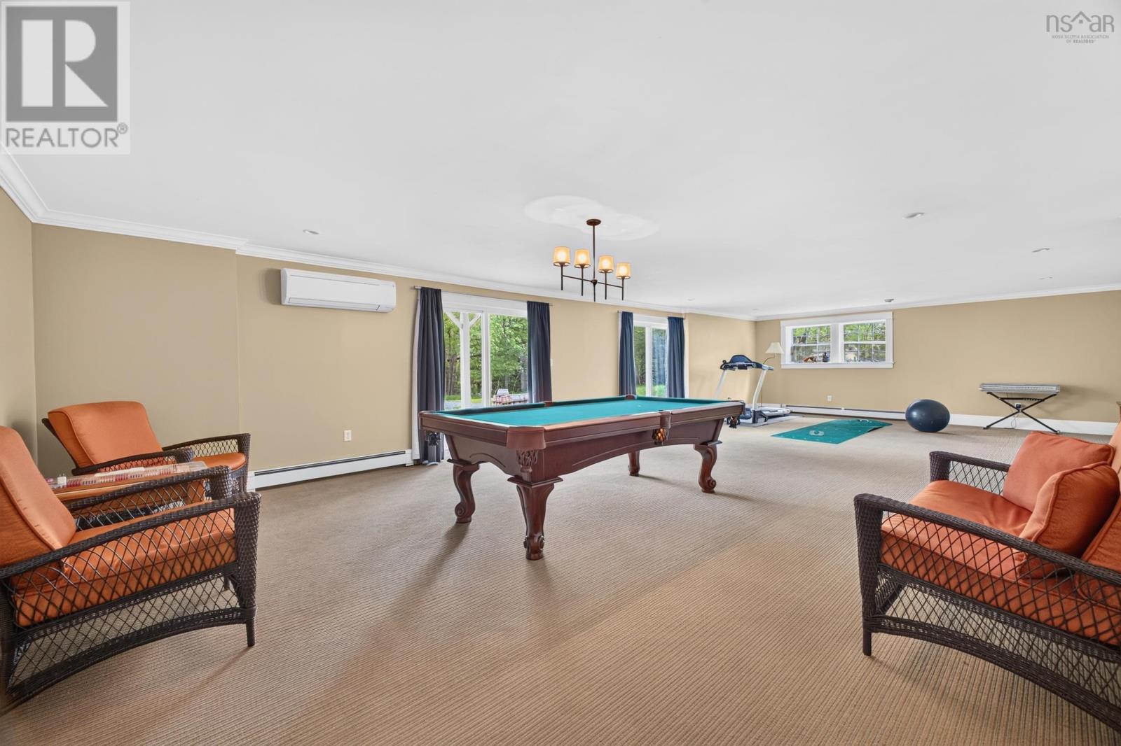 Property 34 of 49 of 195 LEXINGTON Drive