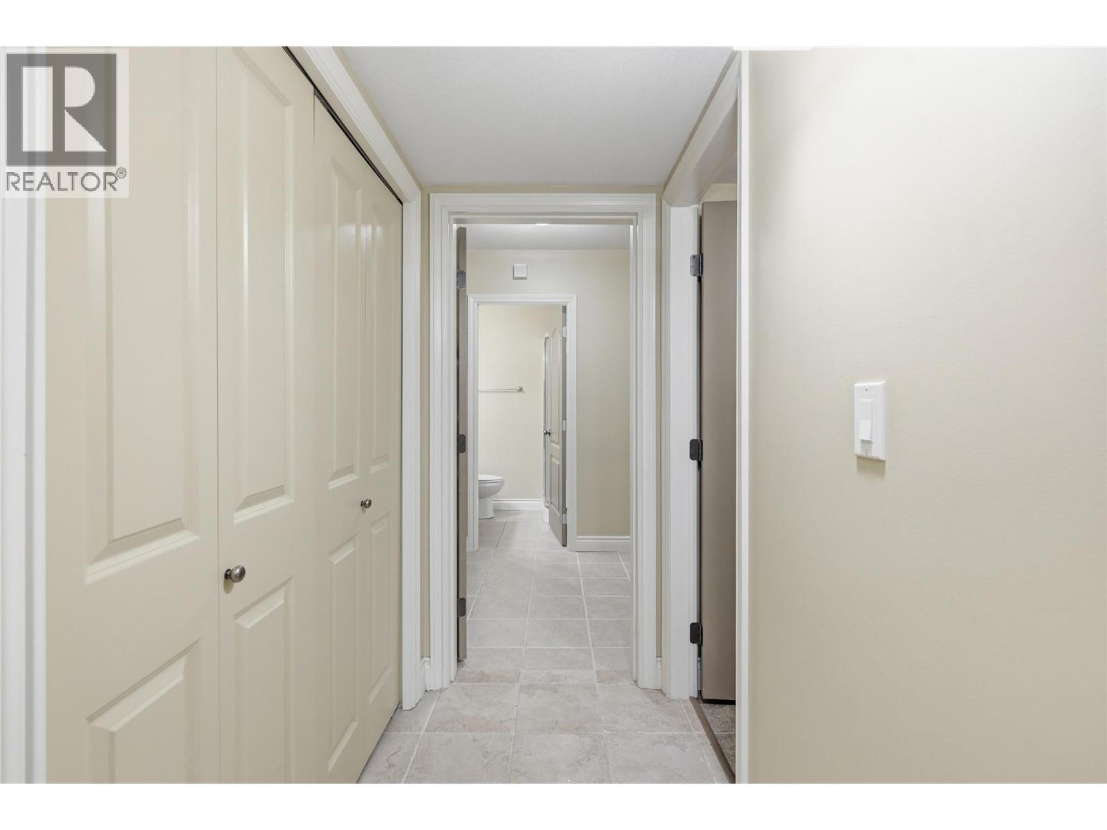 #30 1055 ABERDEEN Drive - 27