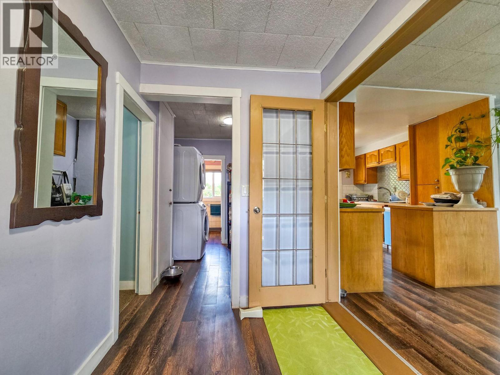 345 PANORAMA Drive - 10