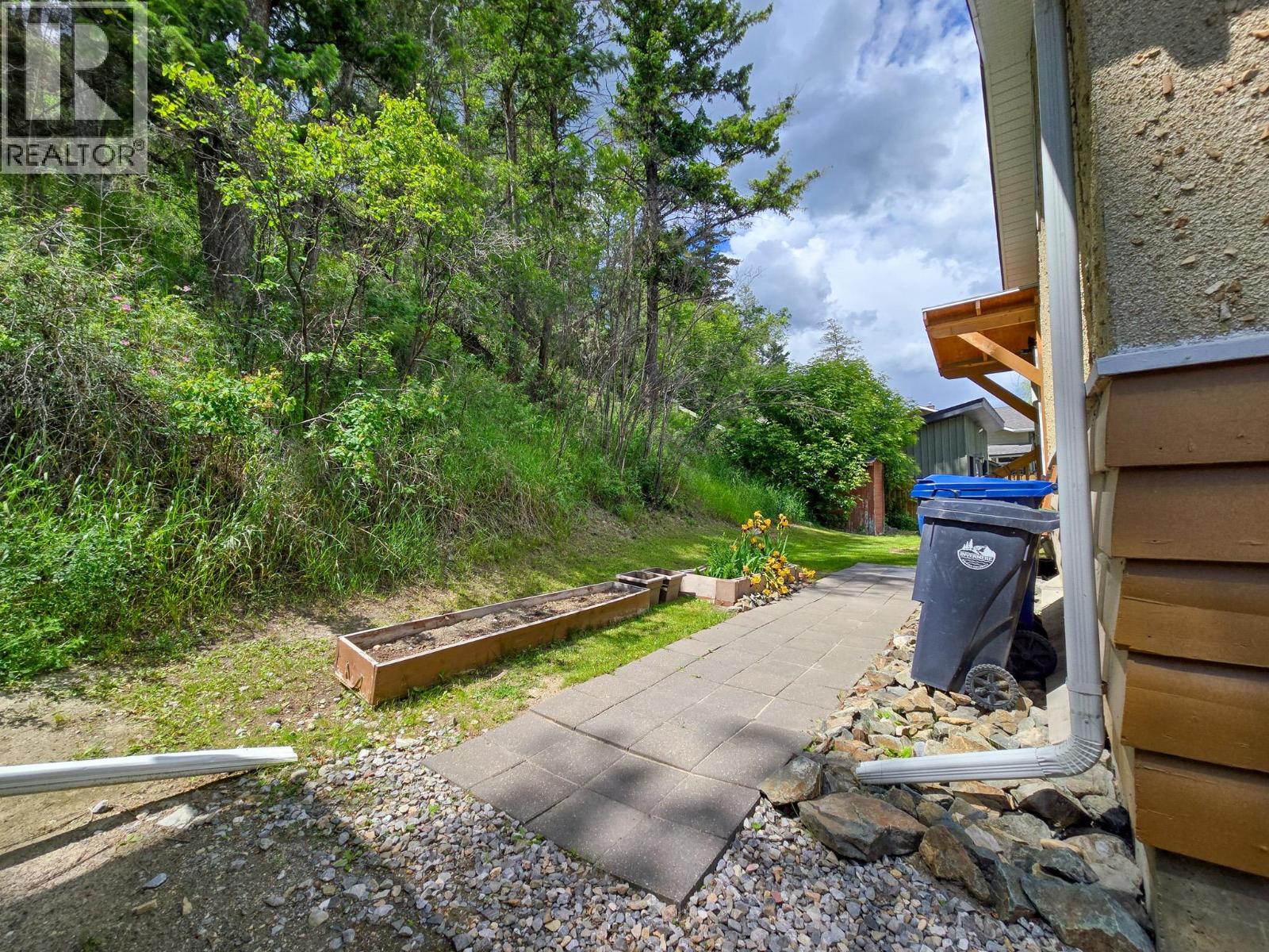 345 PANORAMA Drive - 46
