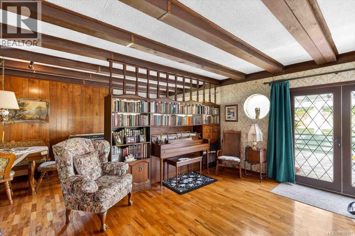 7251 Thompson Rd - Image 27