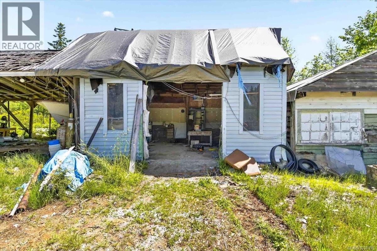 7251 Thompson Rd - Image 79