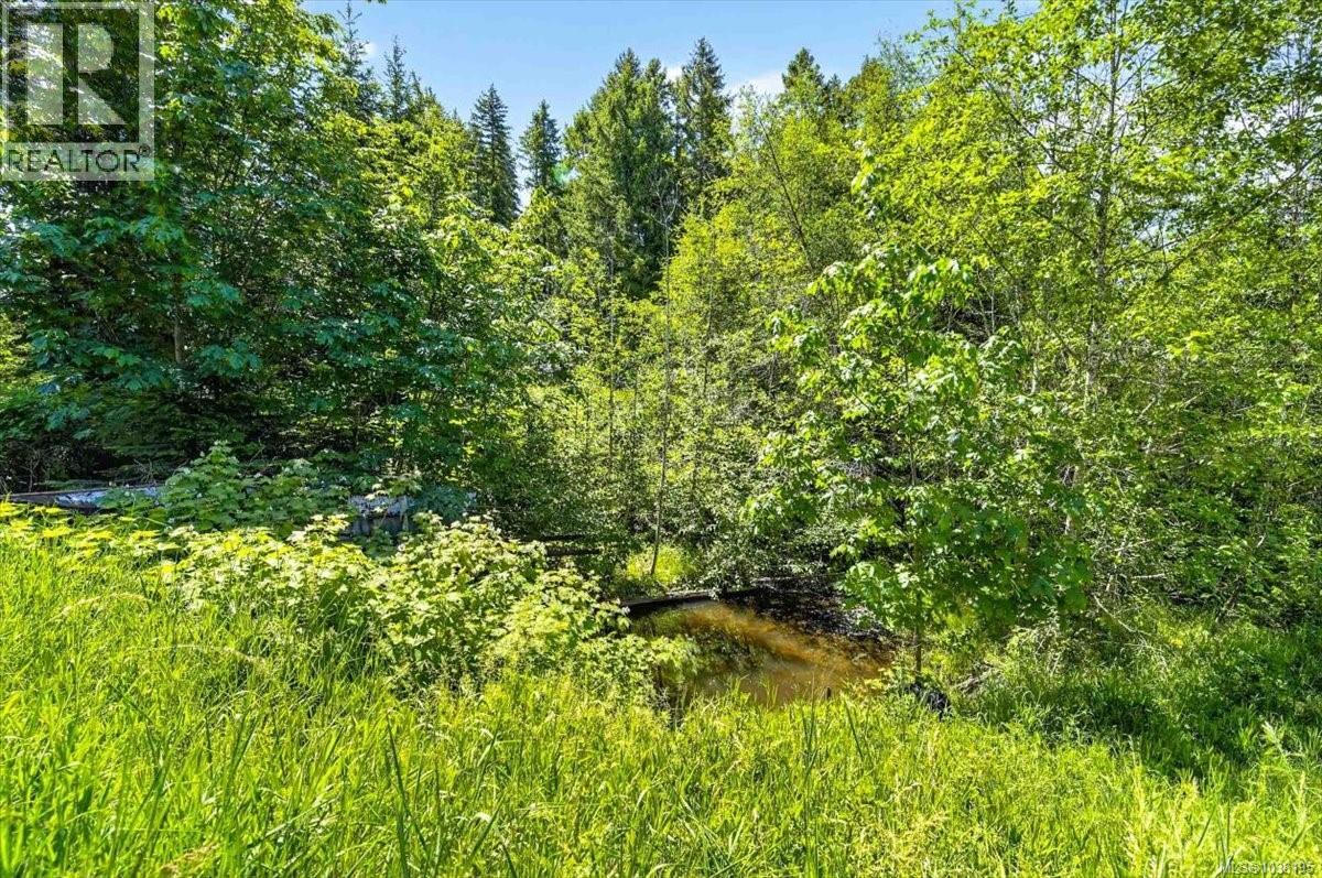 7251 Thompson Rd - Image 84