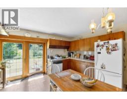 Dining room - 7251 Thompson Rd, Port Alberni, BC V9Y8M3 Photo 15